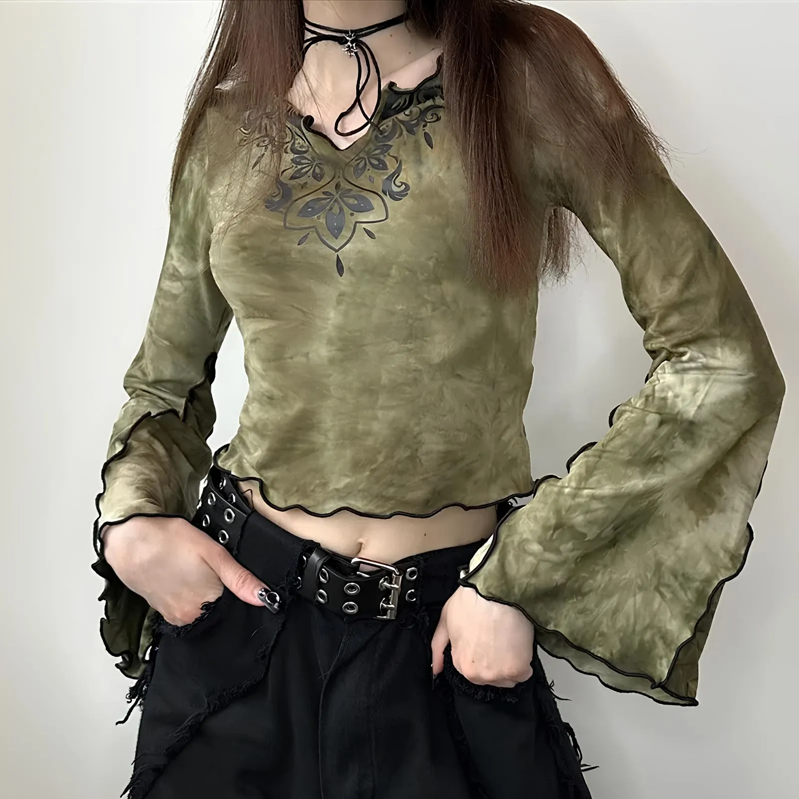 Acubi Vintage Style Tie-Dye V-Neck Crop Top