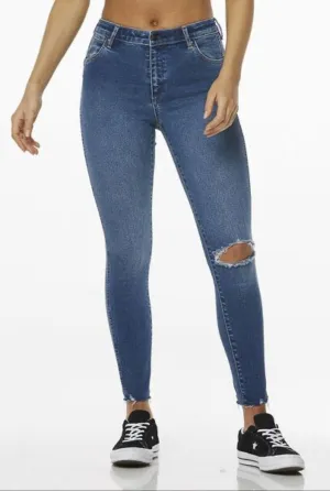 Mid Pins Cropped / Dallas Blues