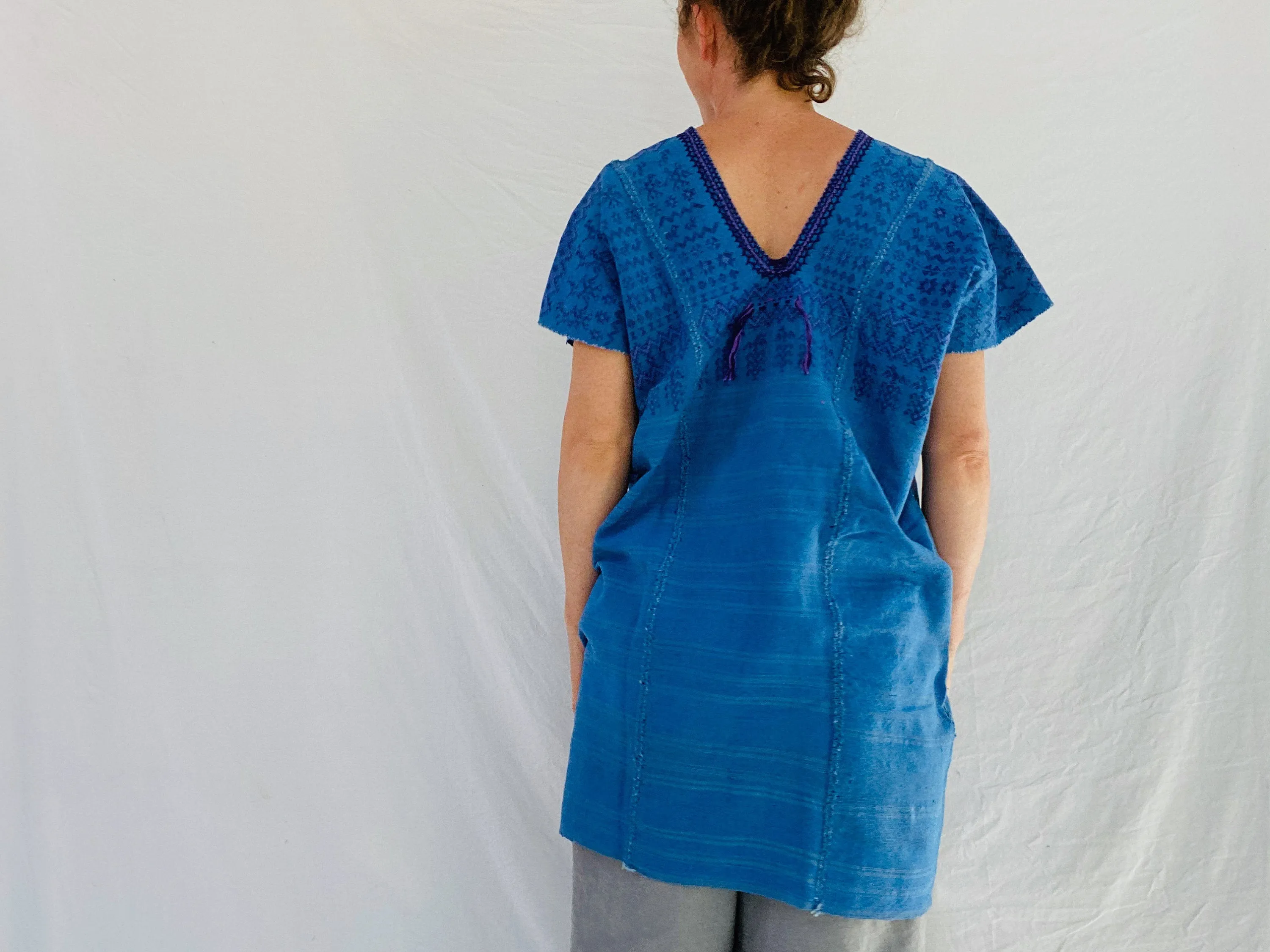 Oaxaca Huipil. Minidress/Tunic. San Bartolo Yautepec. Natural Dyes. Oaxaca, Mexico.