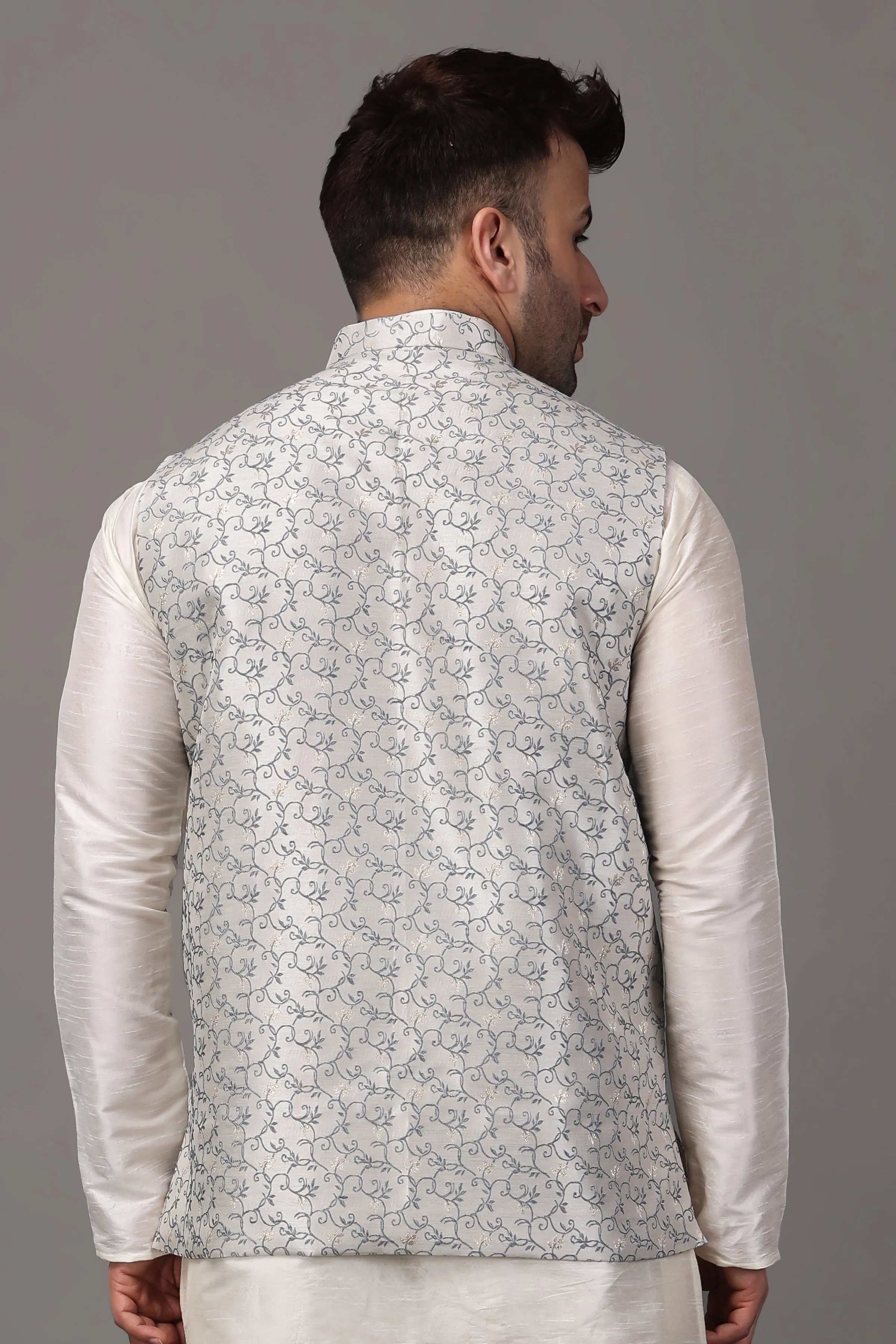 Starry Night Embroidered Vasket